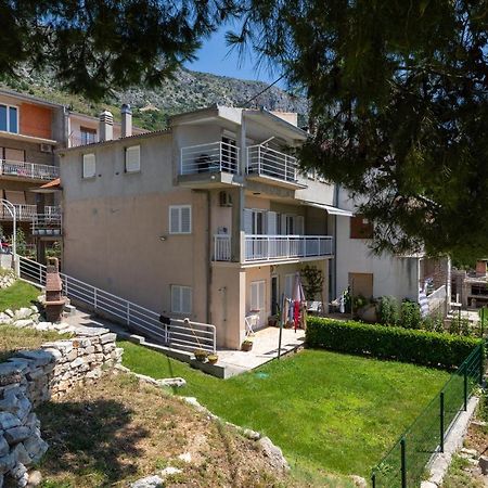 Apartments With A Parking Space Stanici, Omis - 11421 Celina Exterior foto